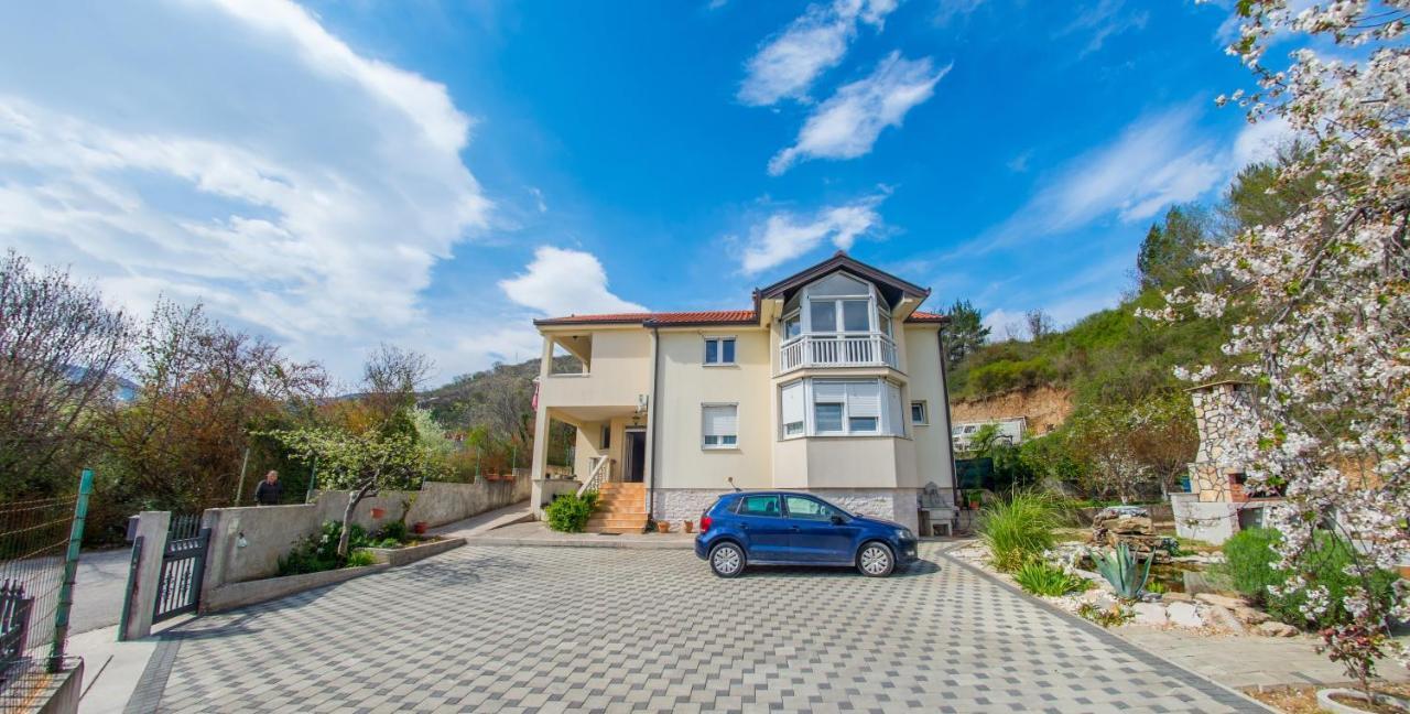 Bega Apartman Mostar Exterior photo